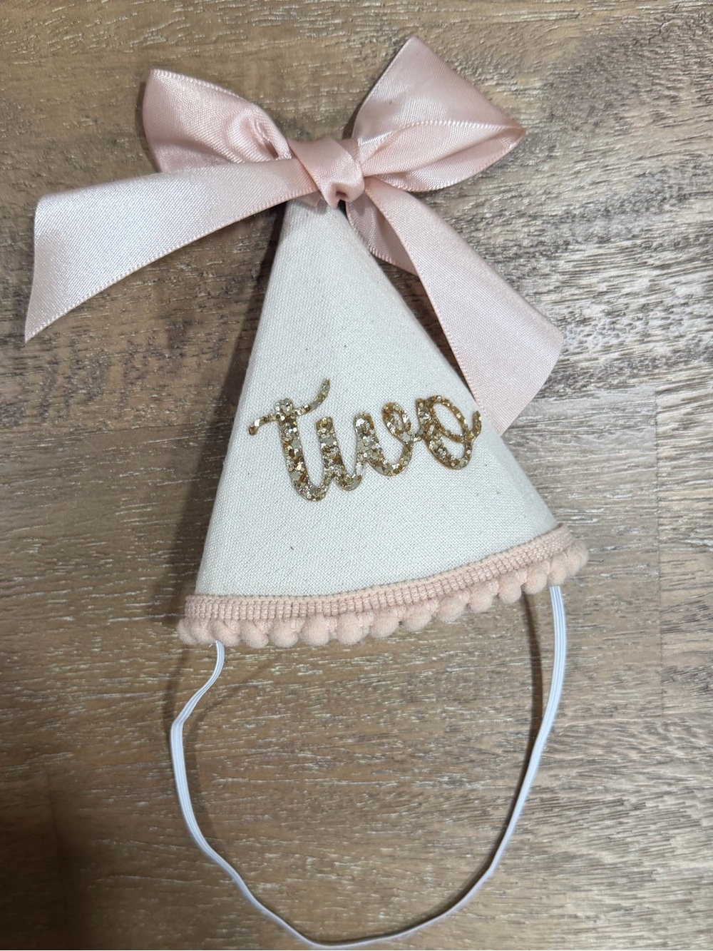 ‘Two' Party Hat - Picture 2 of 4